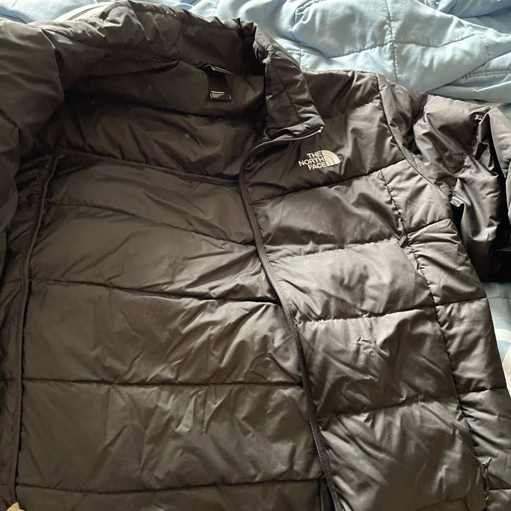 North face winter coat almost new size Large me